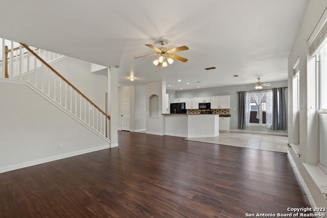 1060 Maltese Ln - Photo 6