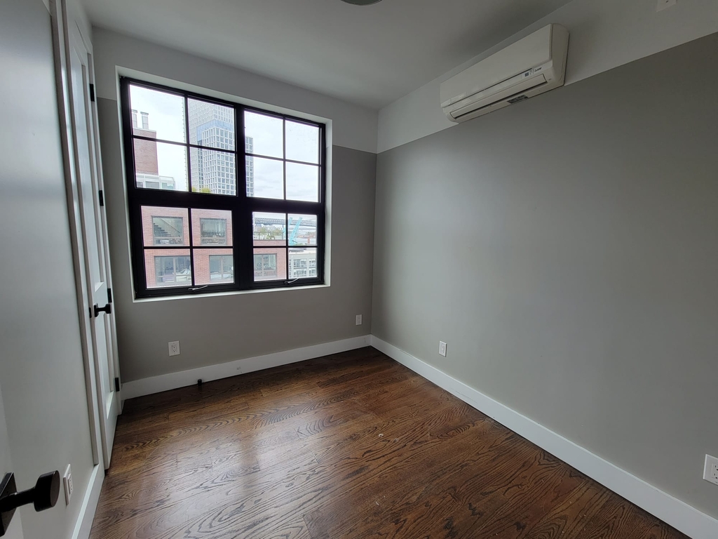 187 Kent Avenue - Photo 6