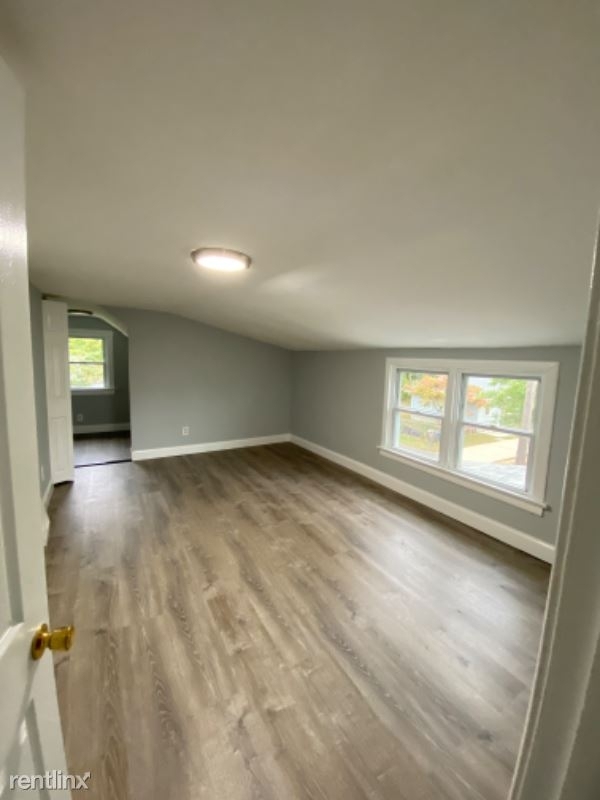 60 Moore Ave - Photo 11