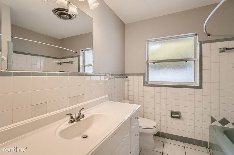 1456 Lakeview Drive Unit - Photo 13