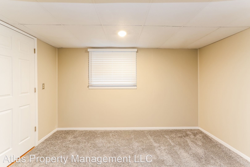 1299 Crestview Street - Photo 20