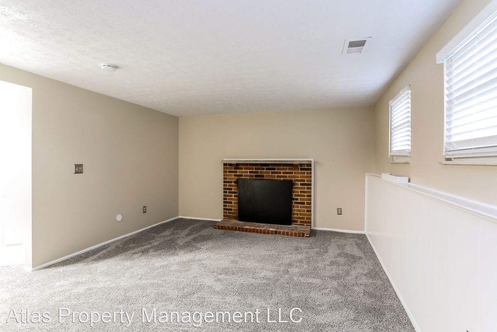 1299 Crestview Street - Photo 11