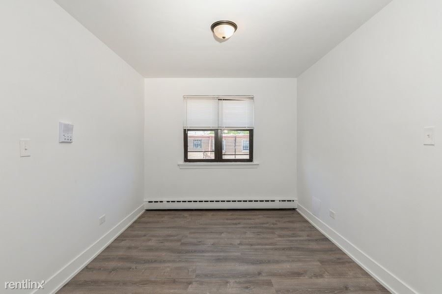 2050 E 72nd Pl # 2060 - Photo 2