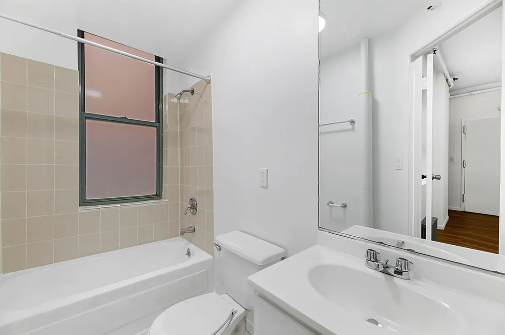 239 West 63rd Street - Photo 3