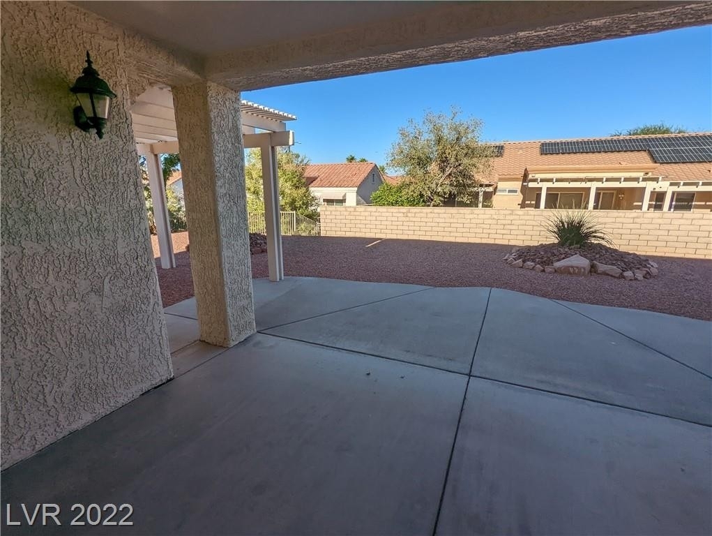 2524 Desert Glen Drive - Photo 33