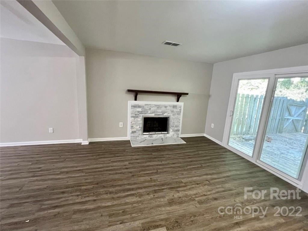 3138 Heathstead Place - Photo 5