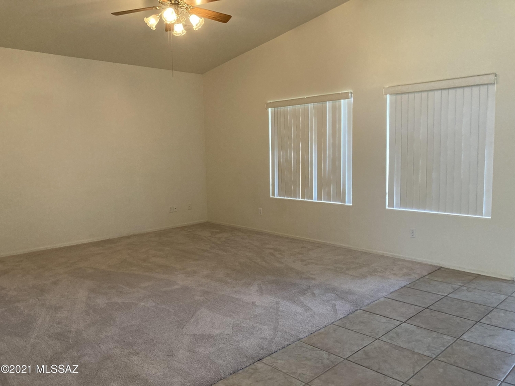 3121 W Painted Hills Ranch Court - Photo 5