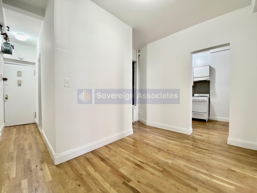 1270 First Avenue - Photo 1