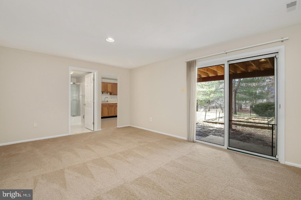 8580 Dark Hawk Circle - Photo 19