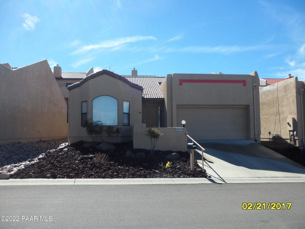 2847 Harvard Drive - Photo 0