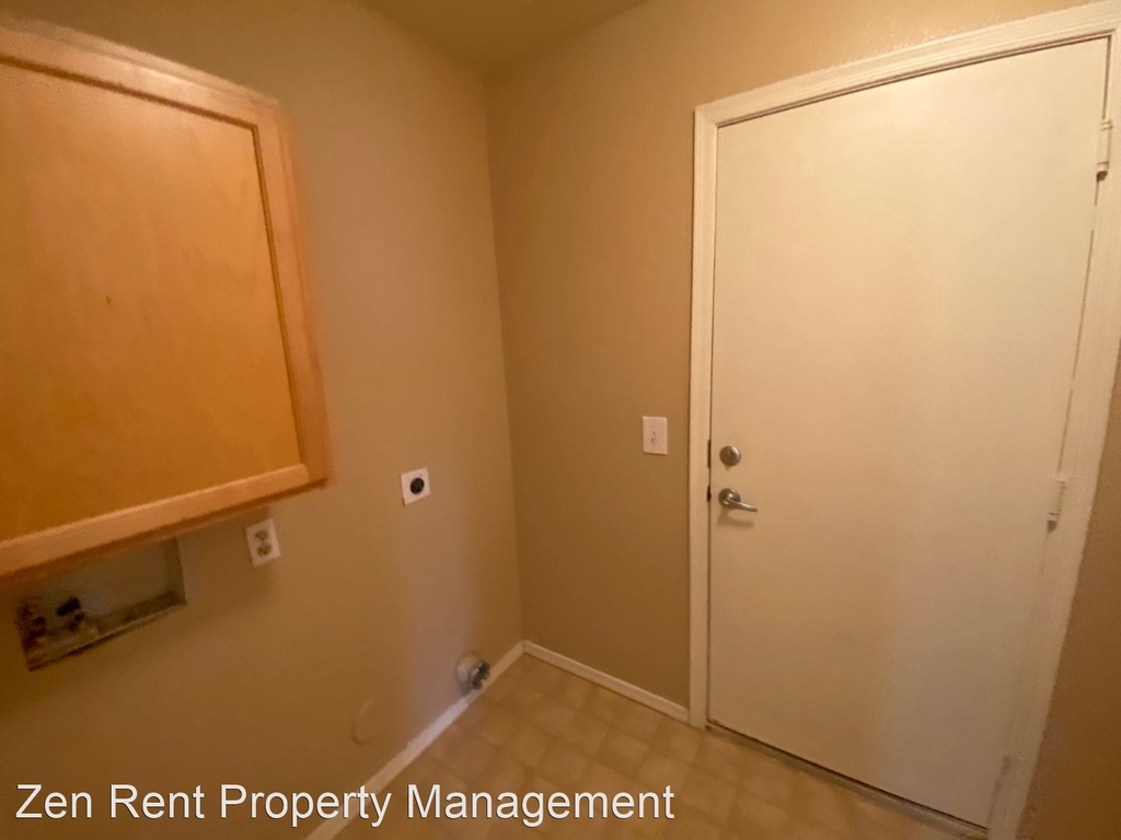 1262 E Dust Devil Drive - Photo 3