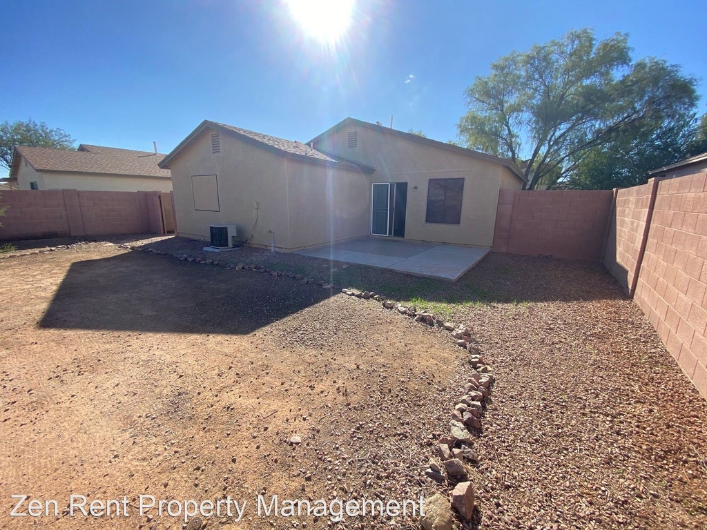 1262 E Dust Devil Drive - Photo 11