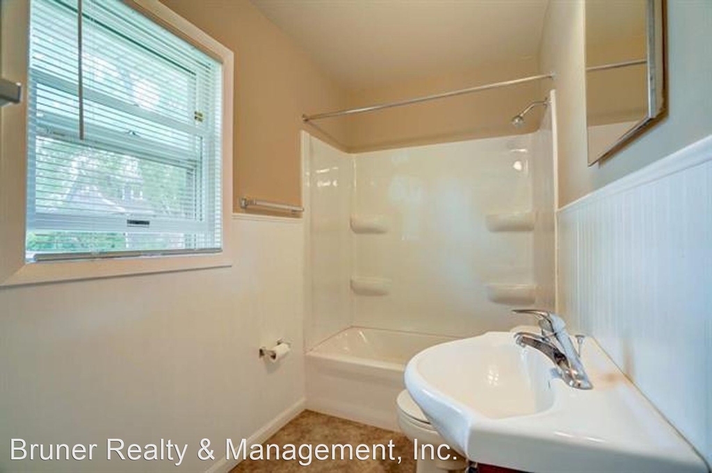 3009 Hermina Street - Photo 10