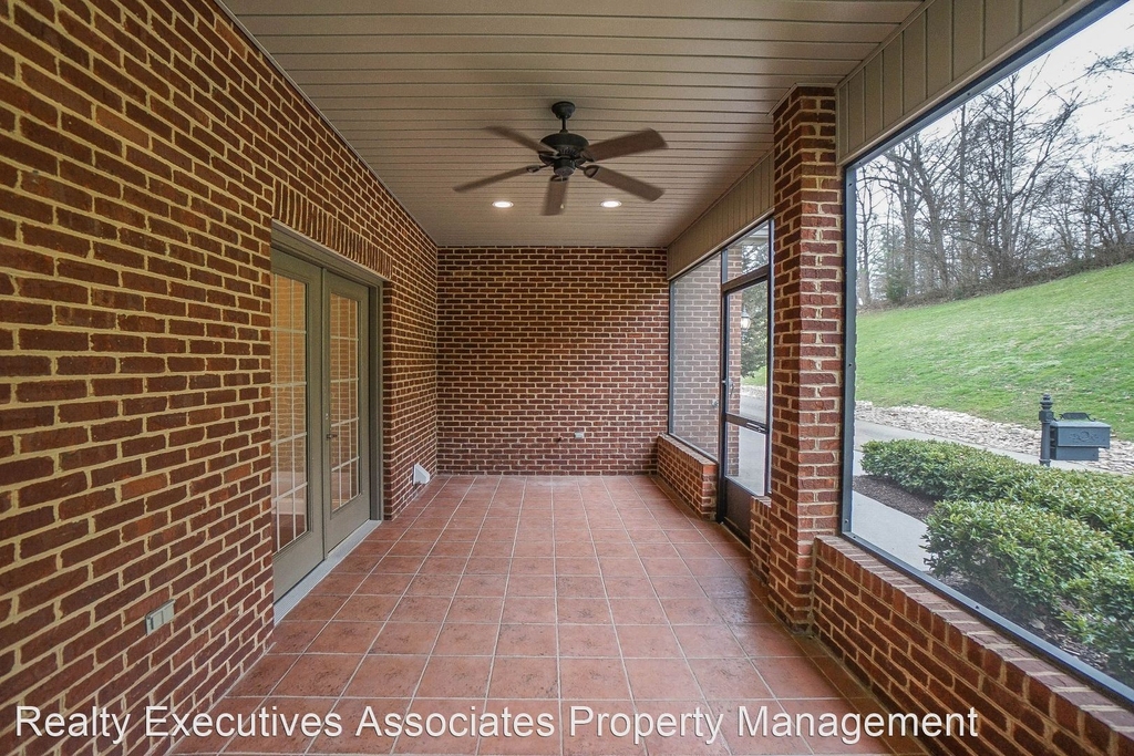 439 Savannah Village Drive - Photo 57