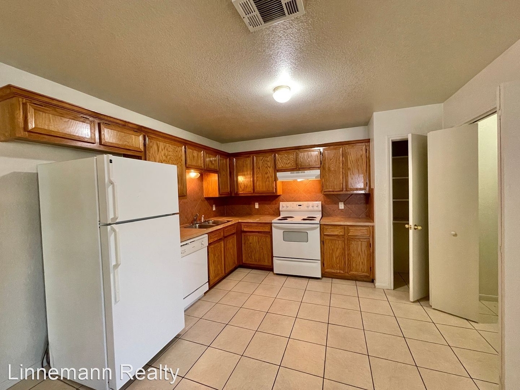 1500 Cinch Drive - Photo 6