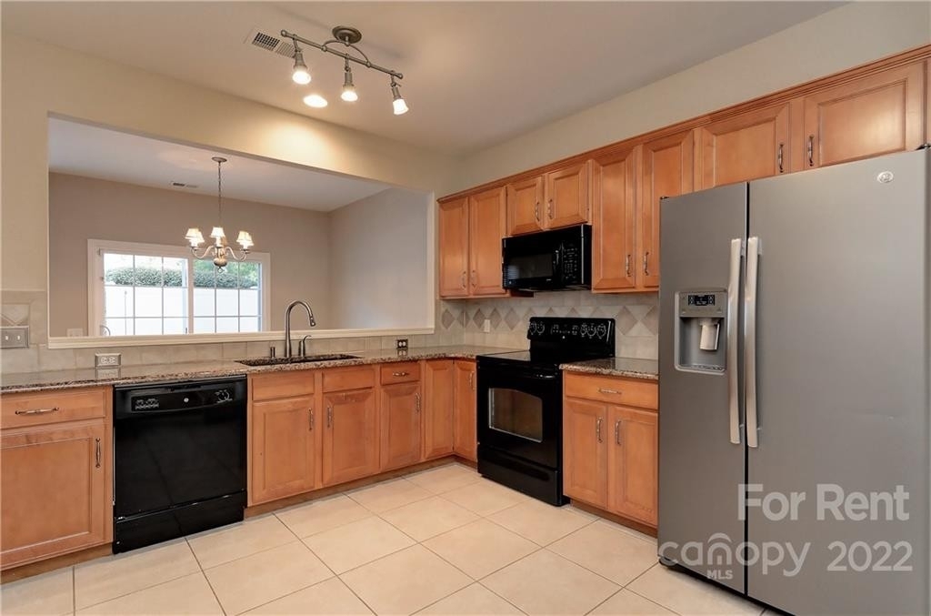 8919 Kirkley View Court - Photo 14