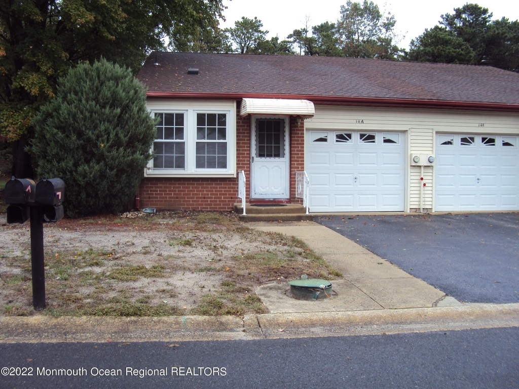 14 Easton Drive - Photo 0