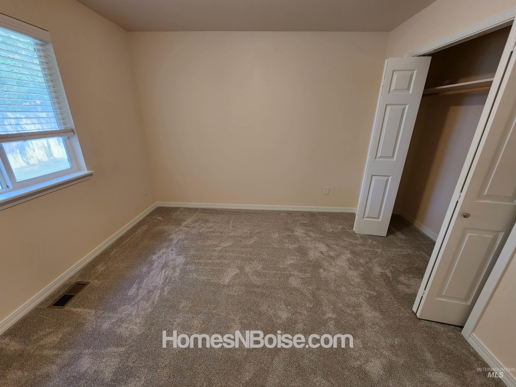 8466 W Beachside - Photo 21