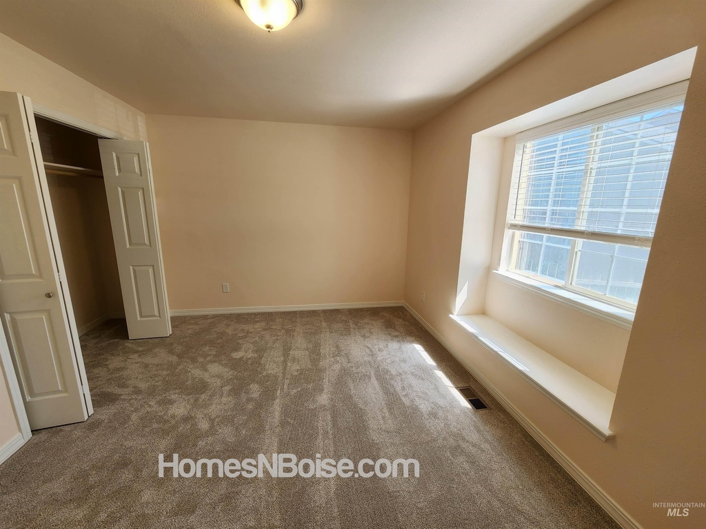 8466 W Beachside - Photo 20