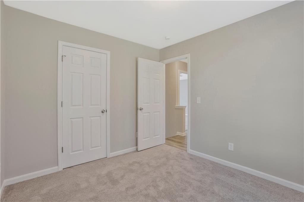 3974 Riverside Parkway - Photo 22