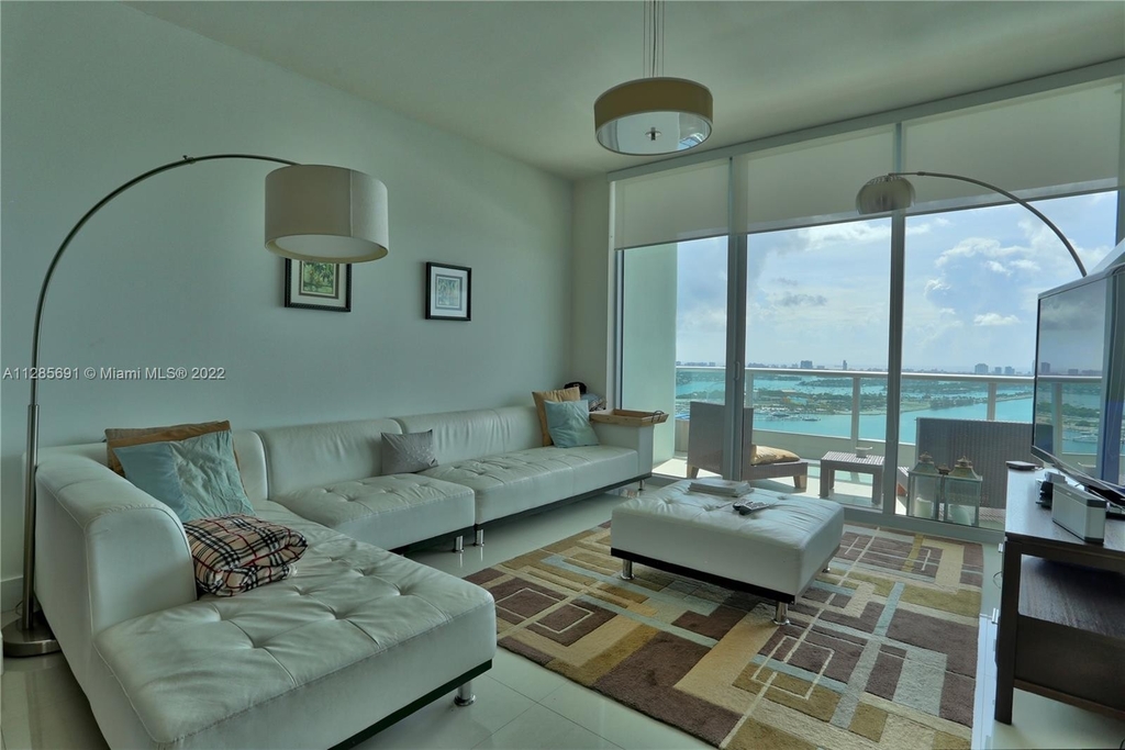 900 Biscayne Blvd - Photo 3