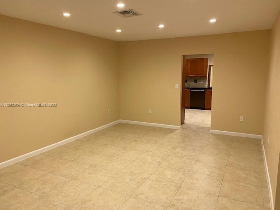 10701 Sw 77th Ct - Photo 2