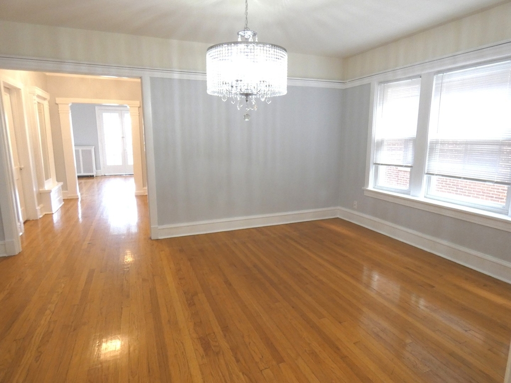 1461 W Foster Avenue - Photo 9