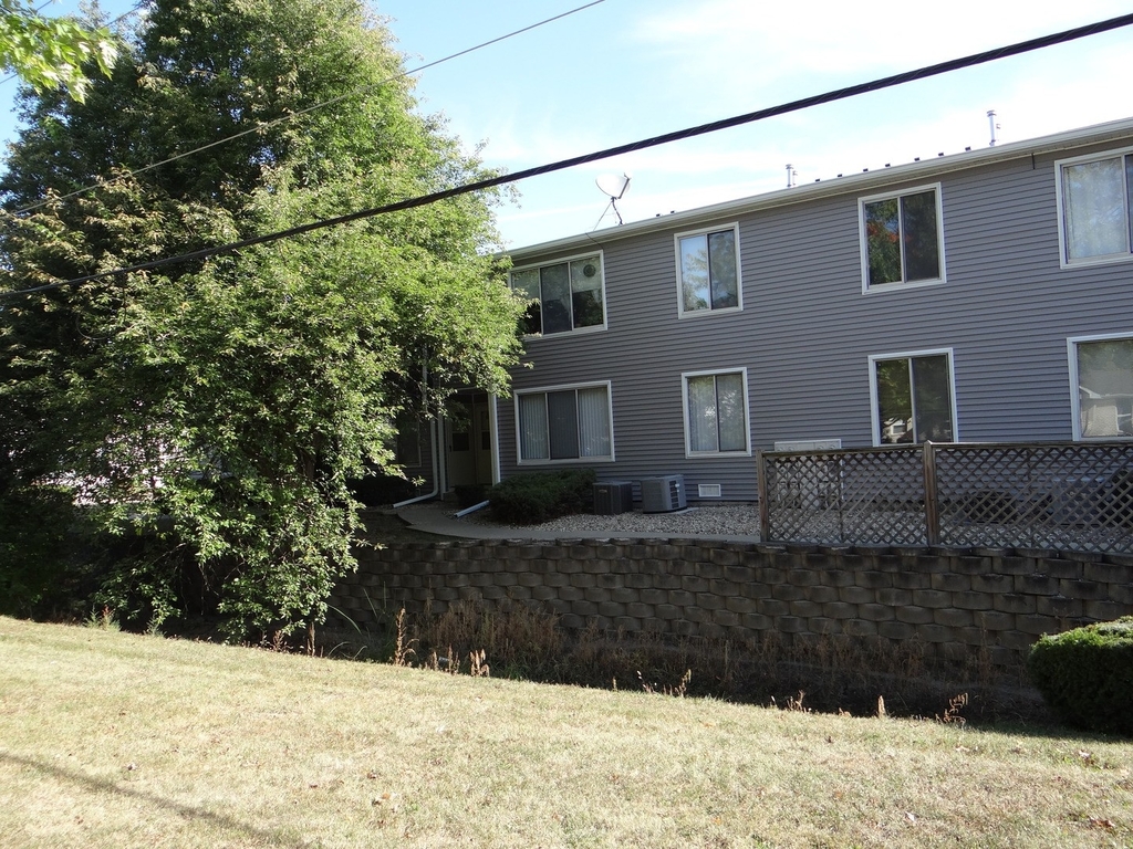 1803 Lisbon Road - Photo 0