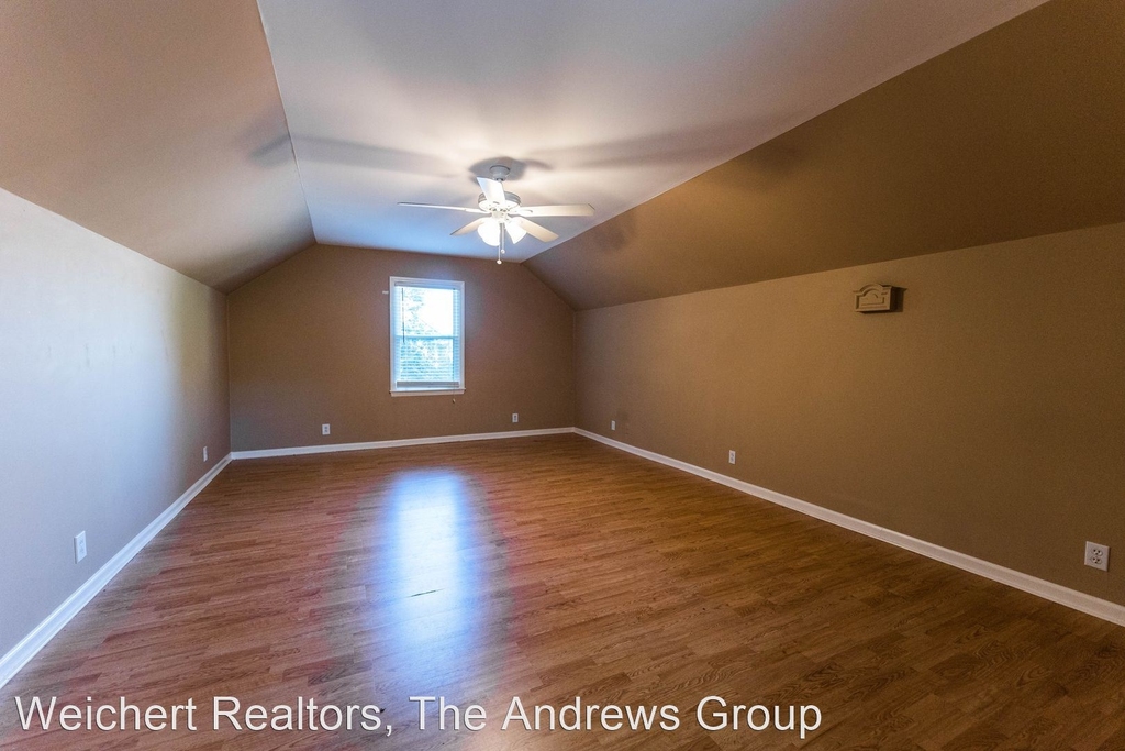 1807 Newton Ave - Photo 10