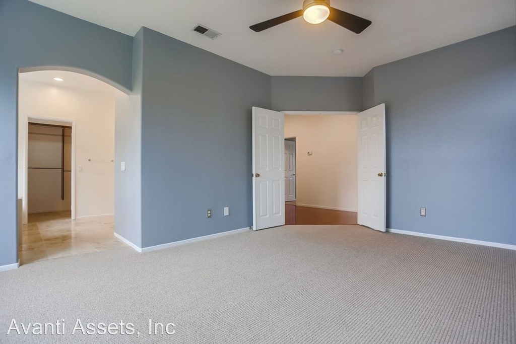 1137 Pacifica Pl - Photo 14