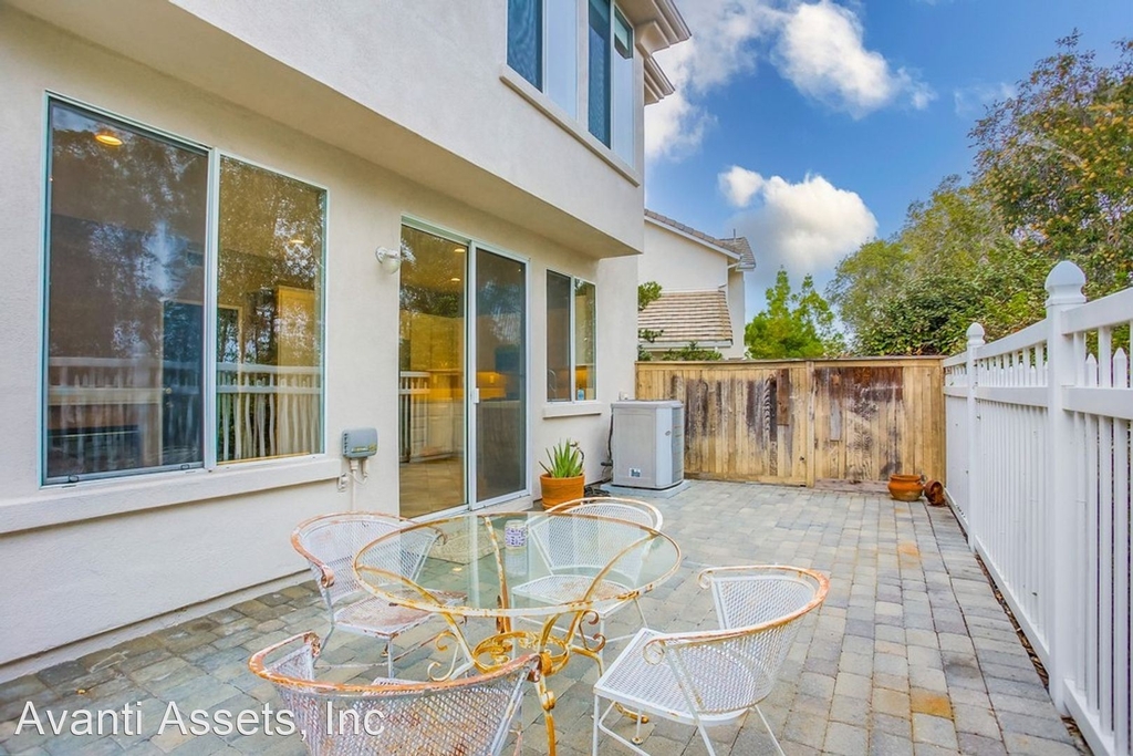 1137 Pacifica Pl - Photo 20