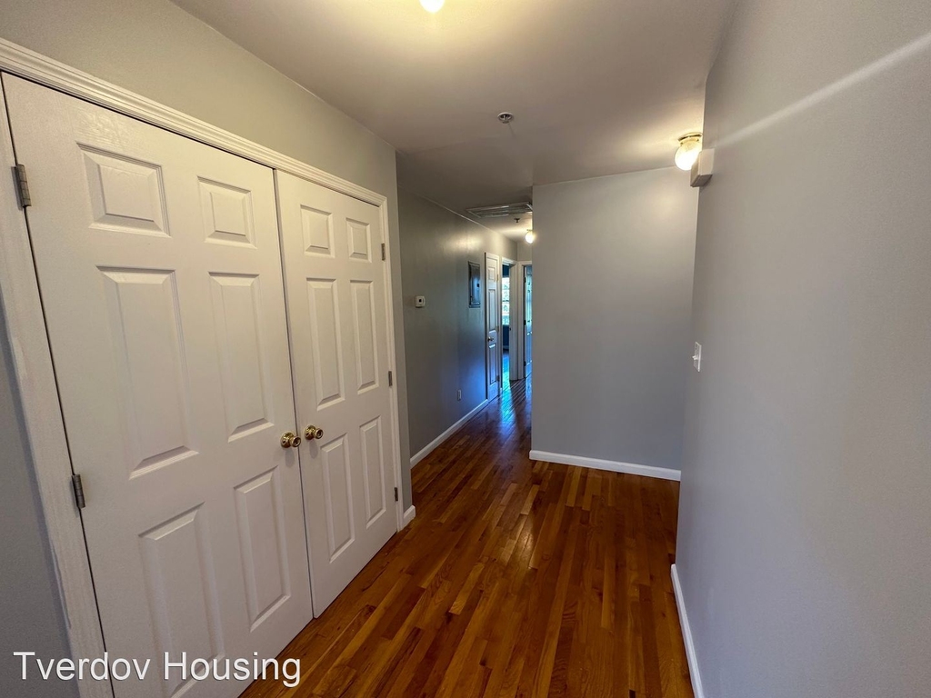 111 Harris Ave - Photo 2