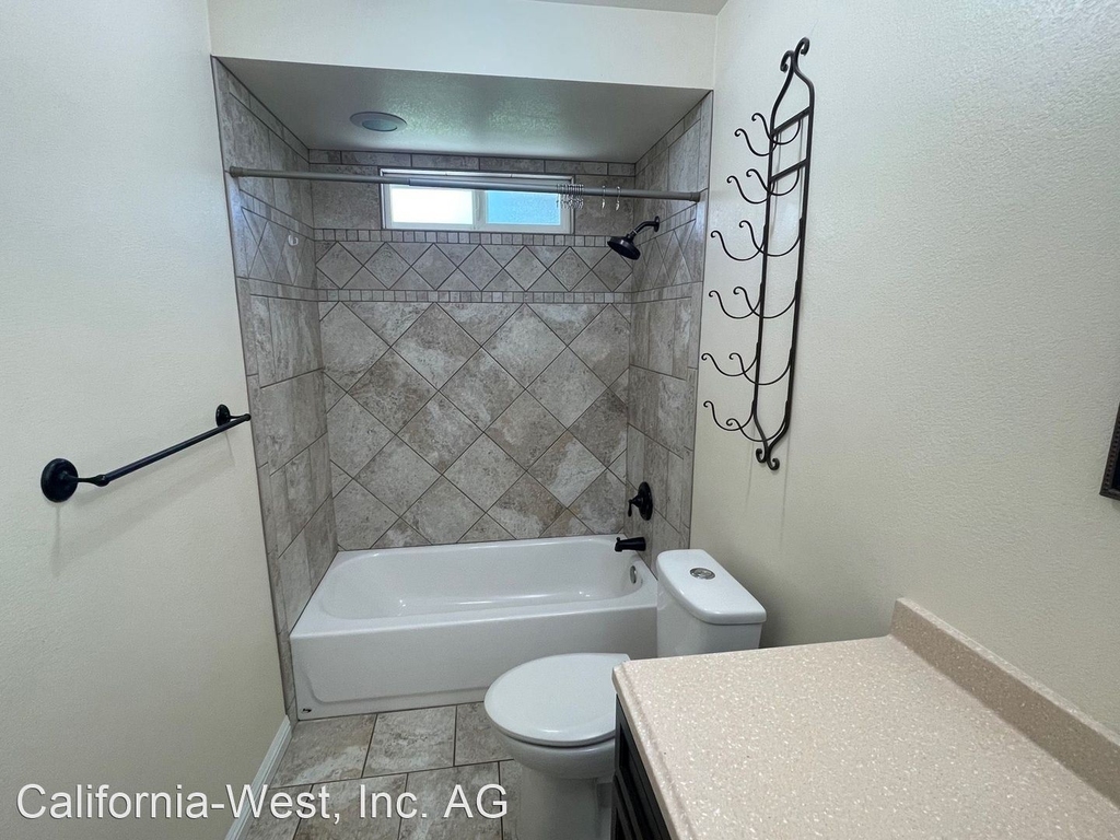 4070 Berrywood Dr. - Photo 17