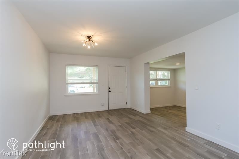 6210 S Adelia Avenue - Photo 4