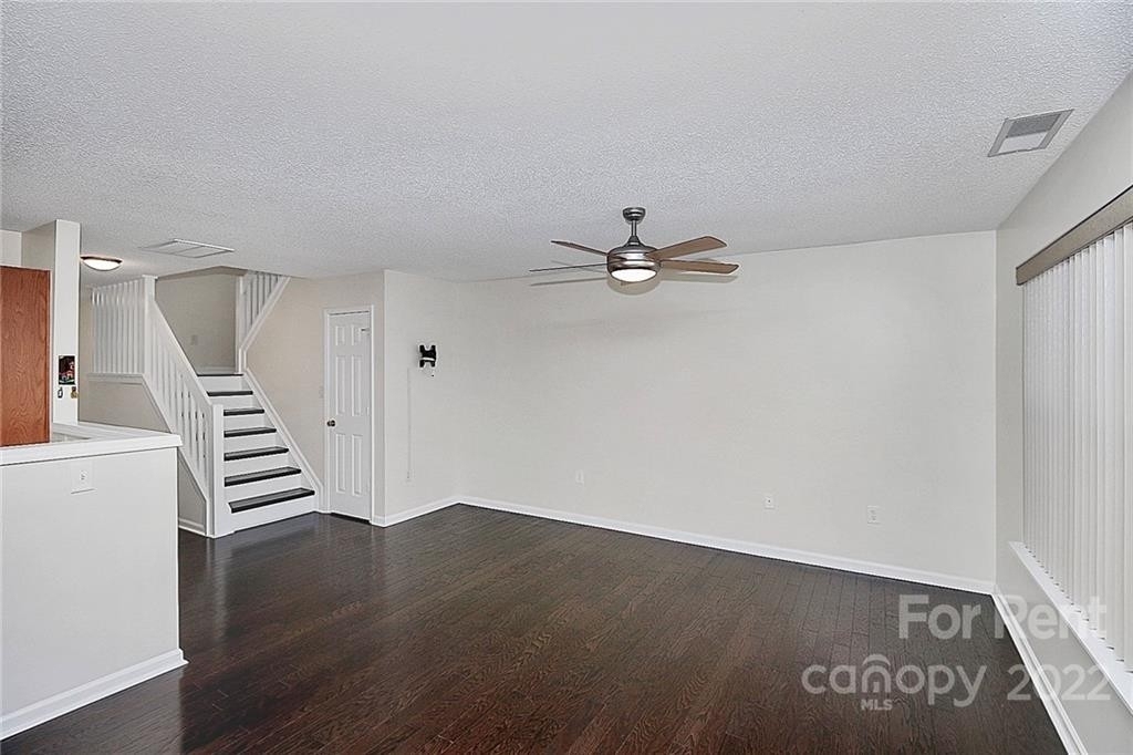 948 Sparrows Nest Lane - Photo 6