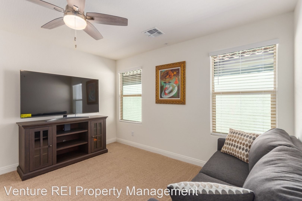 20863 W Thomas Rd - Photo 26