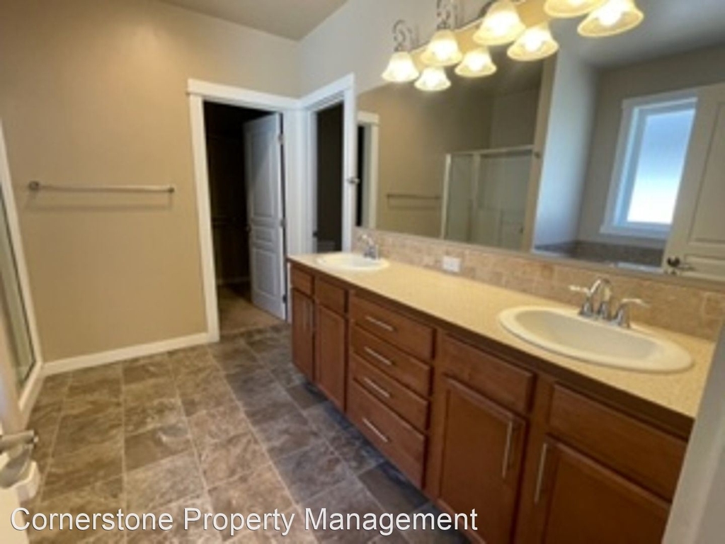 1326 W Raelin Dr - Photo 6