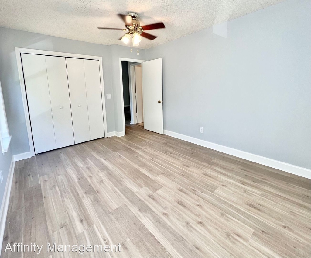 448 Deerwood St 7b - Photo 12