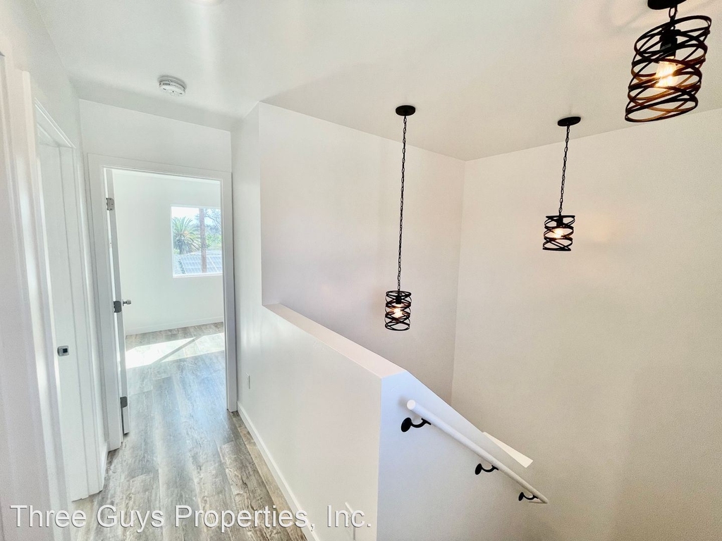 6360 Brooklyn Ave - Photo 22