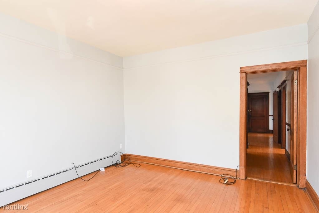 5141 W Roscoe, Unit 3 - Photo 8