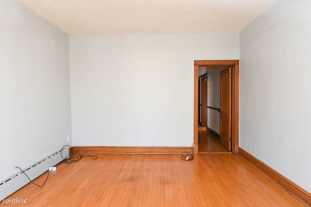 5141 W Roscoe, Unit 3 - Photo 7