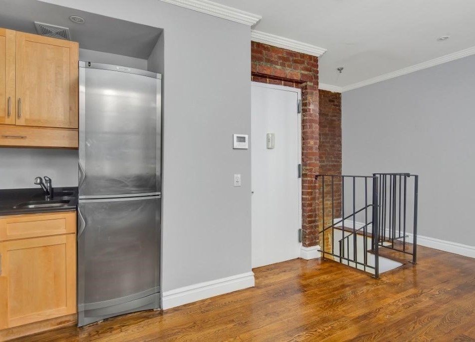 416 East 13th Street - Photo 1