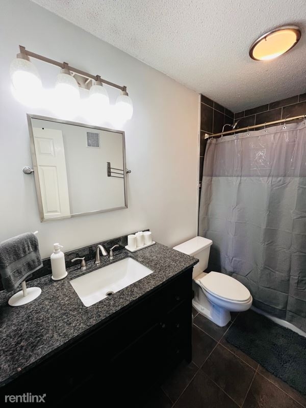 1021 Brighthurst Dr 302 - Photo 4