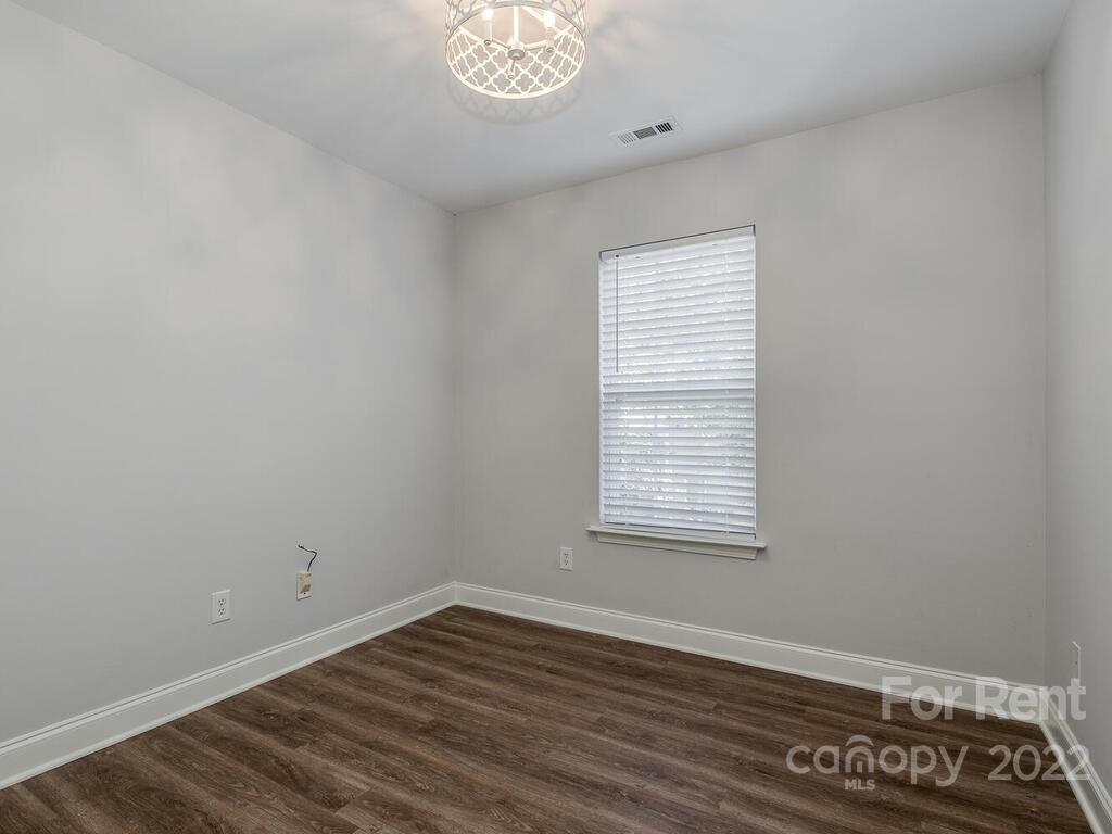 4215 Craig Avenue - Photo 14