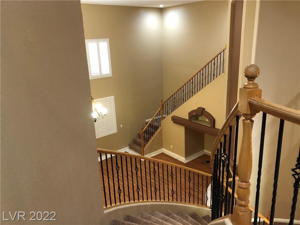 9409 Empire Rock Street - Photo 21