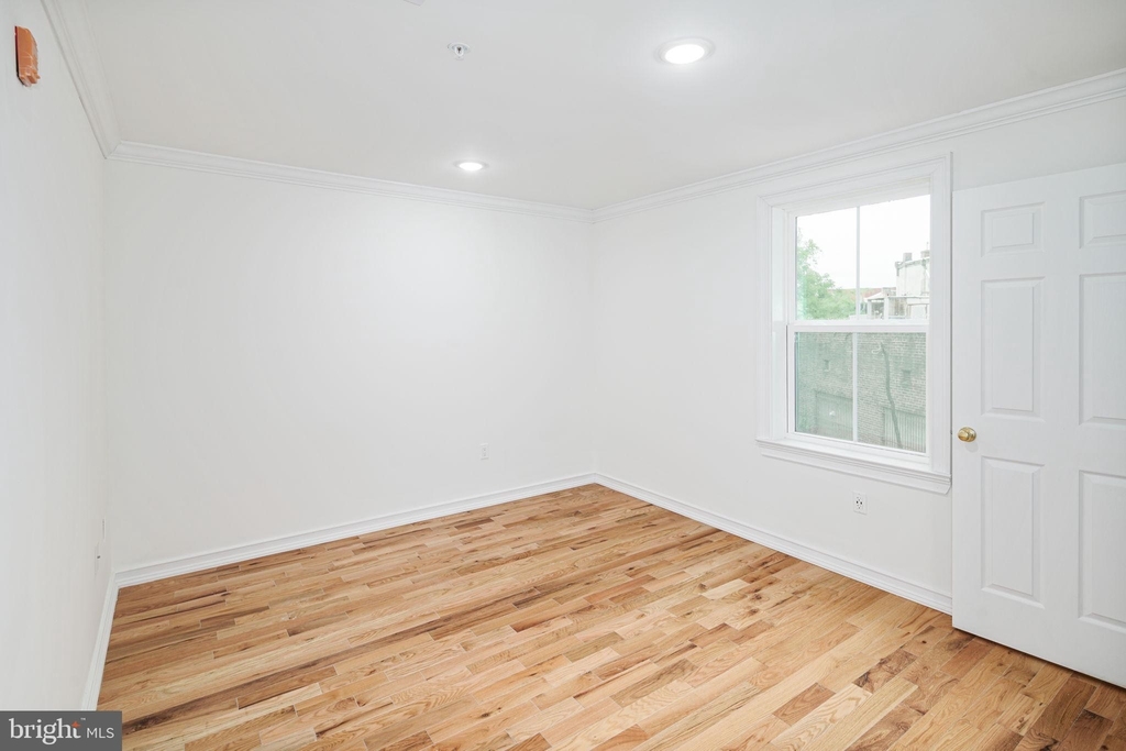 4015 Haverford Avenue - Photo 9