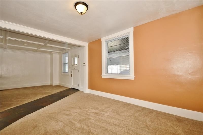 2611 Broadway Avenue - Photo 6