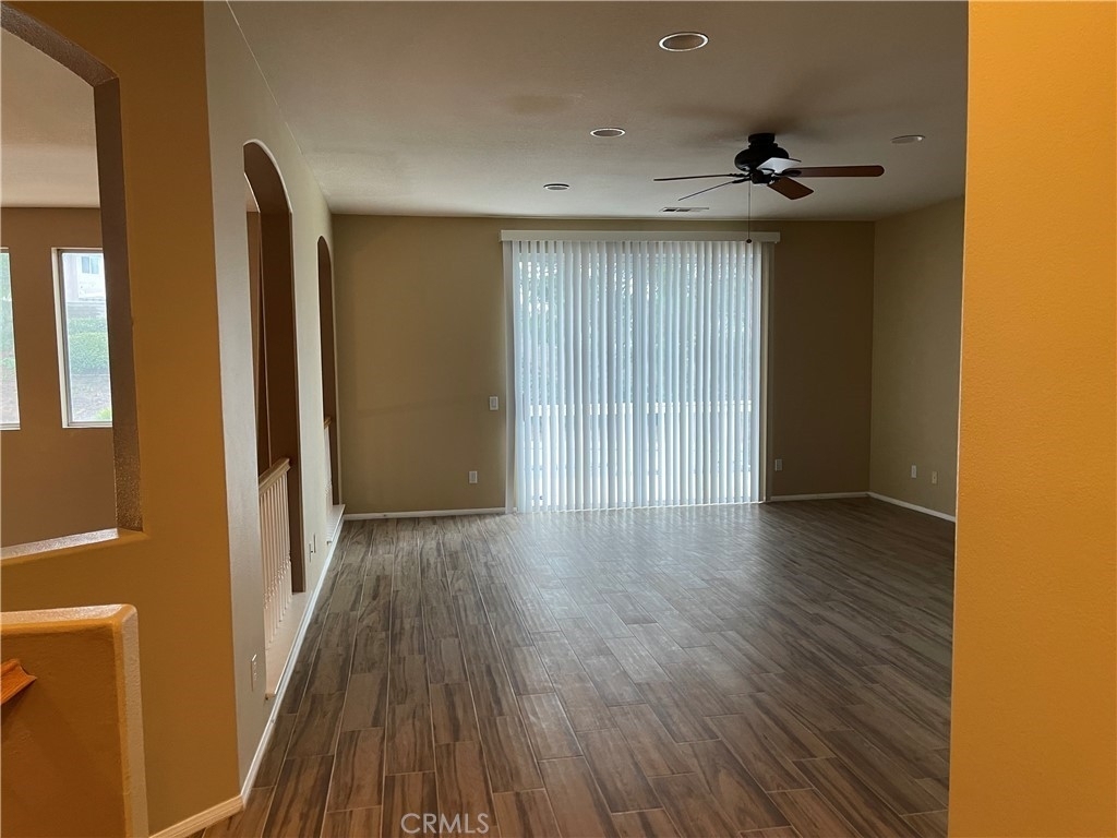 39689 Tamarisk Street - Photo 15