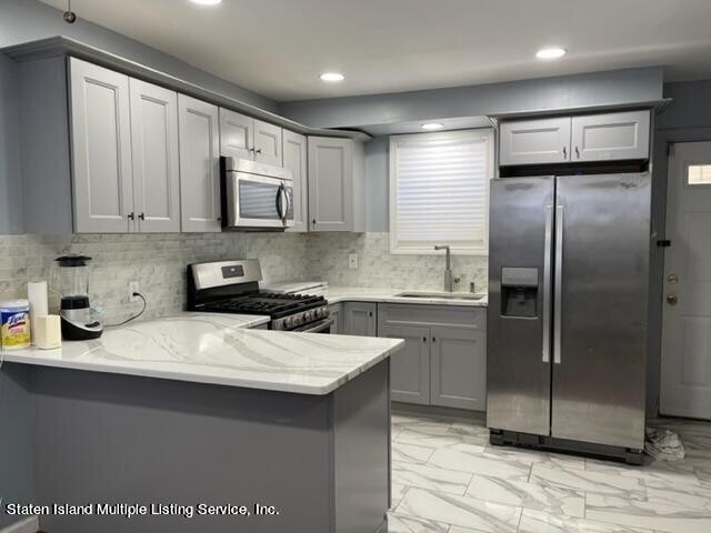 248 Vanderbilt Avenue - Photo 1