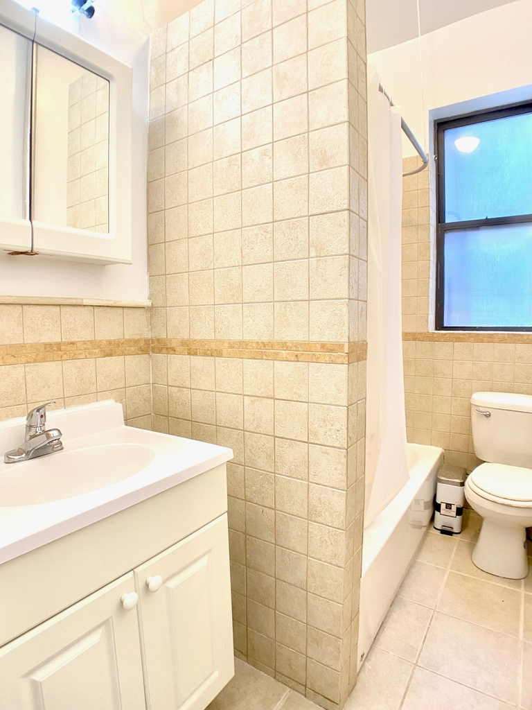 408 West 130th Street - Photo 4